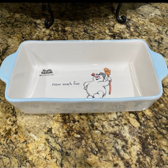 Rae Dunn FROSTY THE SNOWMAN rectangle baking dish - Brand new LAST ONE! - Picture 1 of 7